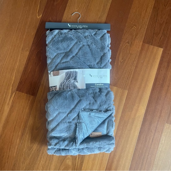 Koolaburra Bedding Ugg Koolaburra Candice Faux Fur Throw Blanket